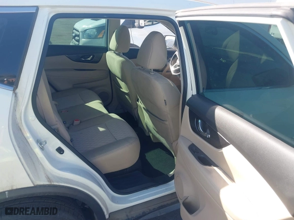 2017 Nissan Rogue SL with VIN 5N1AT2MV3HC825257, listed as a IAAI auction lot 40379208 with 109,784 mi miles. Bid and sale history available at carsss.com. Image 8.