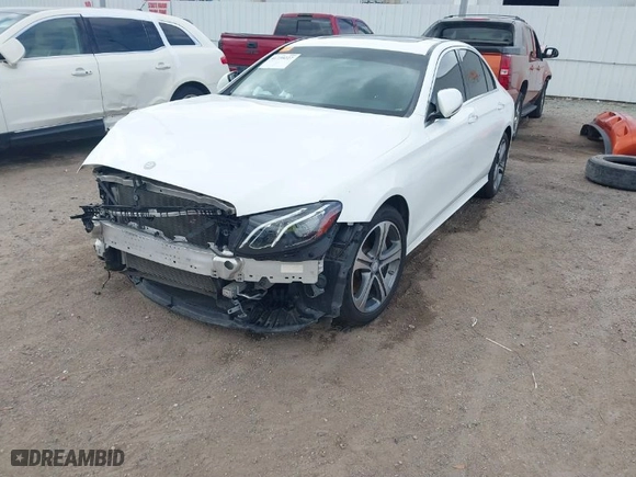 2017 Mercedes-Benz E-Class E 300 Luxury with VIN WDDZF4KB1HA215586, listed as a IAAI auction lot 41739227 with 46,145 mi miles. Bid and sale history available at carsss.com. Image 2.