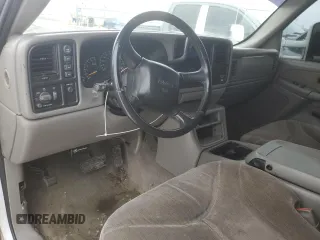 2000 GMC Sierra 2500 SLE z VIN 1GTGK29U1YE139224, wystawiony jako Copart lot #45599125 z przebiegiem 290 042 mil mil oraz Szkoda całkowita • Salvage title. Historia ofert i sprzedaży dostępna na DreamBid. Obrazek 8.