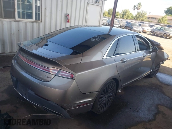 2018 Lincoln MKZ Hybrid Reserve z VIN 3LN6L5MU0JR627483, wystawiony jako IAAI lot #42593949 z przebiegiem 68 621 mil mil oraz . Historia ofert i sprzedaży dostępna na DreamBid. Obrazek 4.