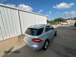 2013 Mercedes-Benz M 350 с VIN 4JGDA5JB0DA215966, выставлен на аукционе Copart как лот 65481645 с пробегом 199 849 миль миль и Чистый • Clean title. История ставок и продаж доступна на DreamBid. Изображение 4.