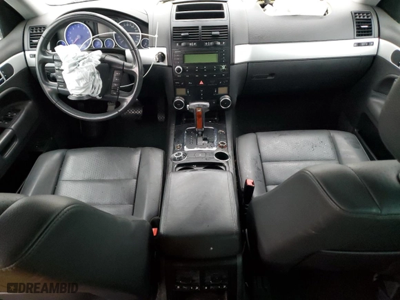 2008 Volkswagen Touareg 2 V6 with VIN WVGBE77L78D067570, listed as a Copart auction lot 45532475 with 0 mi miles and Salvage Title. Bid and sale history available at carsss.com. Image 8.