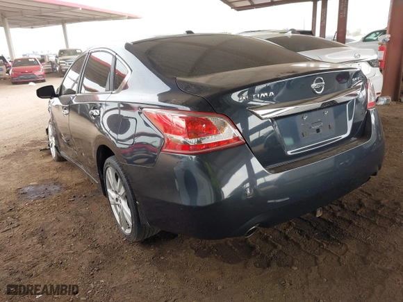 2013 Nissan Altima 3.5 SL with VIN 1N4BL3AP2DN498939, listed as a IAAI auction lot 41721607 with 119,507 mi miles. Bid and sale history available at carsss.com. Image 3.