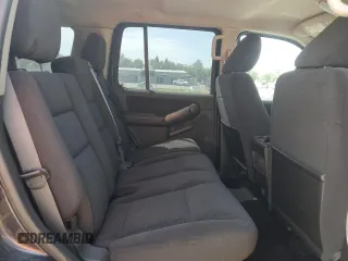 2009 Ford Explorer XLT z VIN 1FMEU63E79UA43921, wystawiony jako Copart lot #53100125 z przebiegiem 251 817 mil mil oraz Tytuł czysty. Historia ofert i sprzedaży dostępna na DreamBid. Obrazek 11.