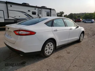 2014 Ford Fusion S with VIN 1FA6P0G71E5387361, listed as a Copart auction lot 45090744 with 182,974 mi miles and Salvage Title. Bid and sale history available at carsss.com. Image 3.