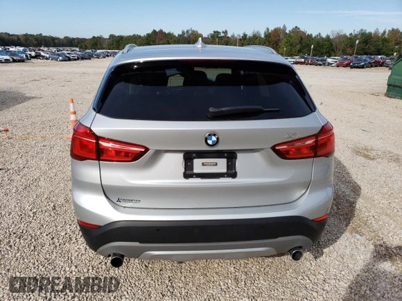 2017 BMW X1 sDrive28i with VIN WBXHU7C30H5H37516, listed as a Copart auction lot 68677332 with 0 mi miles. Bid and sale history available at carsss.com. Image 6.