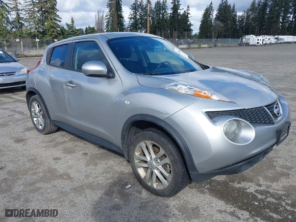 2012 Nissan Juke SV with VIN JN8AF5MVXCT120188, listed as a IAAI auction lot 41820302 with 140,024 mi miles. Bid and sale history available at carsss.com. Image 1.
