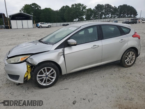 2015 Ford Focus SE with VIN 1FADP3K21FL284037, listed as a Copart auction lot 55492425 with 132,025 mi miles and Clean Title. Bid and sale history available at carsss.com. Image 1.