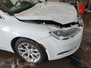 2015 Chrysler 200 C with VIN 1C3CCCEG3FN543757, listed as a IAAI auction lot 41468410 with 145,041 mi miles. Bid and sale history available at carsss.com. Image 17.