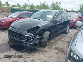 2016 Porsche Cayenne S z VIN WP1AB2A23GLA95509, wystawiony jako IAAI lot #42234662 z przebiegiem 73 741 mil mil oraz . Historia ofert i sprzedaży dostępna na DreamBid. Obrazek 2.