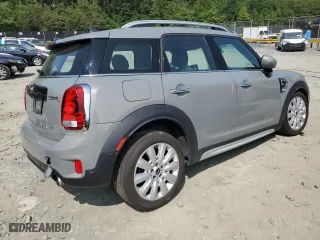 2020 MINI Countryman Cooper S with VIN WMZYX1C00L3L48187, listed as a Copart auction lot 65035964 with 25,631 mi miles and Salvage Title. Bid and sale history available at carsss.com. Image 3.