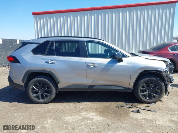 2021 Toyota RAV4 LE with VIN 2T3H1RFV8MC151565, listed as a IAAI auction lot 41750607 with 77,741 mi miles. Bid and sale history available at carsss.com. Image 13.