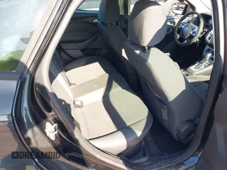 2014 Ford Focus SE with VIN 1FADP3K25EL161324, listed as a IAAI auction lot 42041515 with 80,617 mi miles. Bid and sale history available at carsss.com. Image 8.
