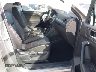 2021 Volkswagen Tiguan SE with VIN 3VV3B7AXXMM116774, listed as a IAAI auction lot 41868796 with Not Provided miles and . Bid and sale history available at DreamBid. Image 5.
