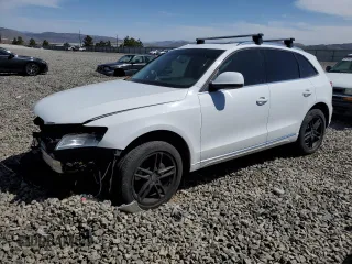 2014 Audi Q5 Premium Plus z VIN WA1LFAFP0EA003613, wystawiony jako Copart lot #53338555 z przebiegiem Nie podano mil oraz Szkody całkowita. Historia ofert i sprzedaży dostępna na DreamBid. Obrazek 1.
