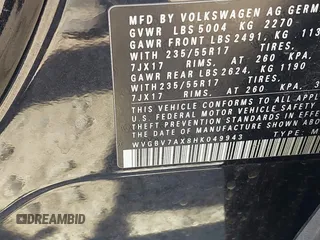 2017 Volkswagen Tiguan S z VIN WVGBV7AX8HK049943, wystawiony jako IAAI lot #42055240 z przebiegiem 113 330 mil mil oraz . Historia ofert i sprzedaży dostępna na DreamBid. Obrazek 9.