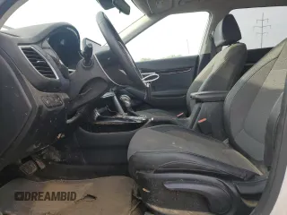 2022 Kia Seltos S z VIN KNDEUCAAXN7296906, wystawiony jako Copart lot #55474555 z przebiegiem 41 059 mil mil oraz Szkoda całkowita • Salvage title. Historia ofert i sprzedaży dostępna na DreamBid. Obrazek 7.