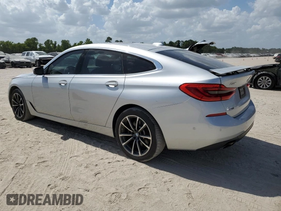 2019 BMW 6 Series 640i xDrive with VIN WBAJV6C56KBK07979, listed as a Copart auction lot 62149624 with 58,200 mi miles and Salvage Title. Bid and sale history available at carsss.com. Image 2.