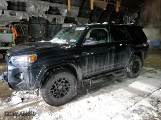 2023 Toyota 4Runner SR5 Premium with VIN JTENU5JR9P6125599, listed as a Copart auction lot 44004715 with 24,779 mi miles and Salvage Title. Bid and sale history available at carsss.com. Image 1.