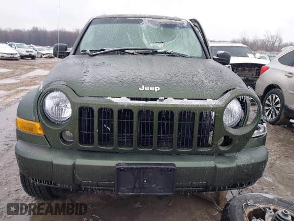 2006 Jeep Liberty Sport with VIN 1J4GL48K86W214625, listed as a IAAI auction lot 41496127 with 142,705 mi miles. Bid and sale history available at carsss.com. Image 13.