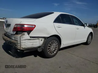 2008 Toyota Camry LE z VIN 4T1BE46K88U734590, wystawiony jako Copart lot #58566685 z przebiegiem 204 814 mil mil oraz Szkoda całkowita • Salvage title. Historia ofert i sprzedaży dostępna na DreamBid. Obrazek 3.