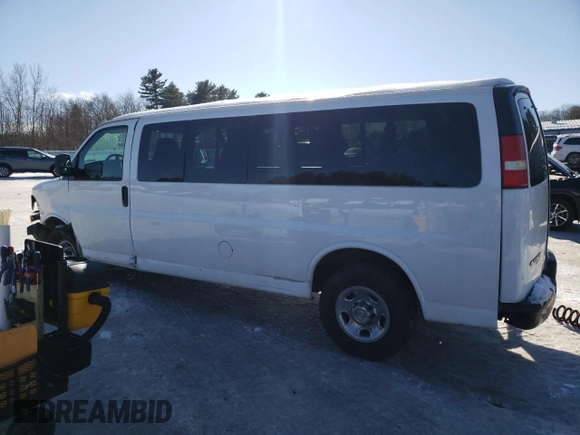 2008 Chevrolet Express Passenger z VIN 1GAHG39K481168968, wystawiony jako Copart lot #45374785 z przebiegiem 44 010 mil mil oraz Czysty tytuł • Clean title. Historia ofert i sprzedaży dostępna na DreamBid. Obrazek 2.