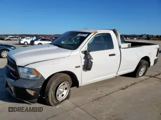 2020 Ram 1500 Tradesman z VIN 3C6JR6DT9LG122008, wystawiony jako Copart lot #48498725 z przebiegiem Nie podano mil oraz Szkoda całkowita • Salvage title. Historia ofert i sprzedaży dostępna na DreamBid. Obrazek 1.
