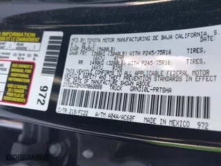 2019 Toyota Tacoma 4WD SR5 with VIN 3TMDZ5BN1KM060088, listed as a IAAI auction lot 41804525 with 69,893 mi miles. Bid and sale history available at carsss.com. Image 9.