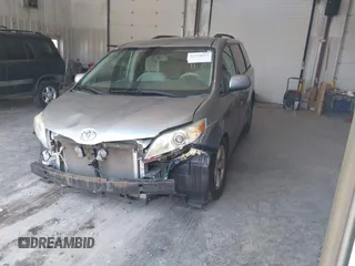 2012 Toyota Sienna LE AAS с VIN 5TDKK3DC4CS226830, выставлен на аукционе IAAI как лот 42550013 с пробегом 211 777 миль миль и . История ставок и продаж доступна на DreamBid. Изображение 17.