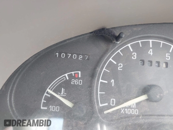 1996 Pontiac Grand Am SE with VIN 1G2NE52M8TC810732, listed as a IAAI auction lot 42338979 with 107,027 mi miles and . Bid and sale history available at DreamBid. Image 7.