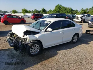 2012 Volkswagen Jetta Comfortline with VIN 3VWDK7AJ6CM386448, listed as a Copart auction lot 61188575 with Not provided miles and Salvage title. Bid and sale history available at DreamBid. Image 1.