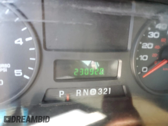 2005 Ford F-450 with VIN 1FDXF46P65ED12547, listed as a Copart auction lot 43158715 with 230,920 mi miles and Salvage title. Bid and sale history available at DreamBid. Image 9.