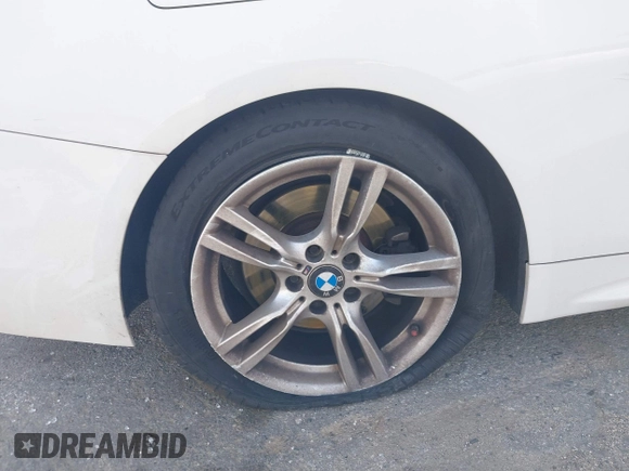 2015 BMW 4 Series 435i с VIN WBA3T3C58FP939536, выставлен на аукционе IAAI как лот 41849369 с пробегом 97 924 миль миль и . История ставок и продаж доступна на DreamBid. Изображение 18.