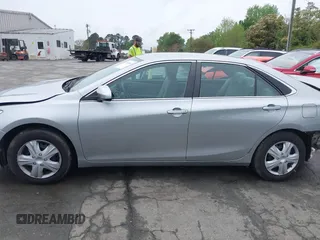 2015 Toyota Camry XLE with VIN 4T4BF1FK6FR475340, listed as a IAAI auction lot 41953834 with 104,041 mi miles. Bid and sale history available at carsss.com. Image 15.