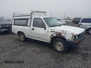 1994 Toyota Pickup with VIN JT4RN81A4R5184051, listed as a IAAI auction lot 41341596 with 140,444 mi miles and . Bid and sale history available at DreamBid. Image 1.