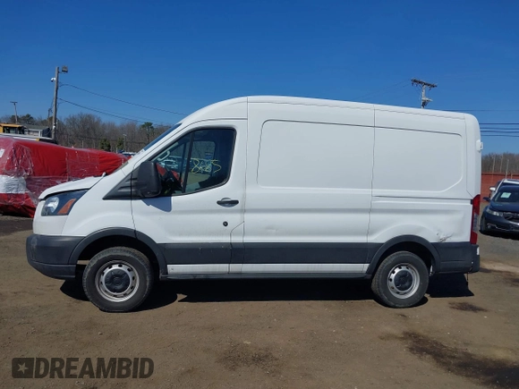 2019 Ford Transit z VIN 1FTYR1CM6KKB81786, wystawiony jako IAAI lot #41638685 z przebiegiem 87 476 mil mil oraz . Historia ofert i sprzedaży dostępna na DreamBid. Obrazek 14.