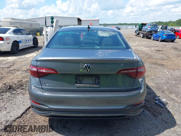 2024 Volkswagen Jetta S с VIN 3VW5M7BUXRM001814, выставлен на аукционе IAAI как лот 42643895 с пробегом 53 477 миль миль и . История ставок и продаж доступна на DreamBid. Изображение 16.