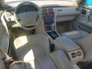 1998 Mercedes-Benz E with VIN WDBJF82F4WX012153, listed as a Copart auction lot 51848665 with 121,867 mi miles and Salvage Title. Bid and sale history available at DreamBid. Image 8.