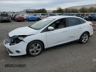 2014 Ford Focus SE with VIN 1FADP3F29EL441175, listed as a Copart auction lot 49352125 with 96,752 mi miles and Salvage Title. Bid and sale history available at carsss.com. Image 1.