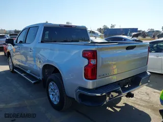 2019 Chevrolet Silverado 1500 LT with VIN 3GCPWCED9KG288268, listed as a IAAI auction lot 41860439 with 61,954 mi miles. Bid and sale history available at carsss.com. Image 3.