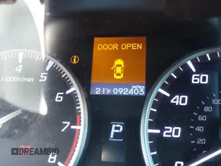2013 Acura ILX with VIN 19VDE1F32DE015048, listed as a IAAI auction lot 41541956 with 92,403 mi miles. Bid and sale history available at carsss.com. Image 15.