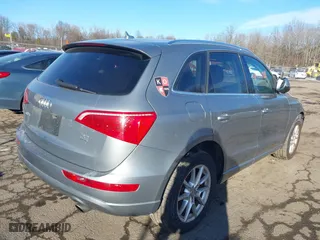 2010 Audi Q5 Premium with VIN WA1CKAFP0AA044460, listed as a IAAI auction lot 41455928 with 227,462 mi miles. Bid and sale history available at carsss.com. Image 4.