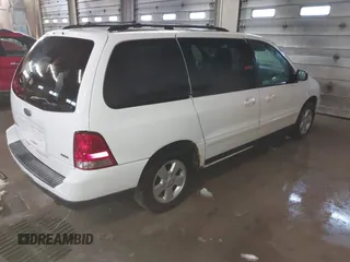 2005 Ford Freestar SES с VIN 2FMZA57695BA87443, выставлен на аукционе IAAI как лот 40873184 с пробегом 144 558 миль миль и . История ставок и продаж доступна на DreamBid. Изображение 4.