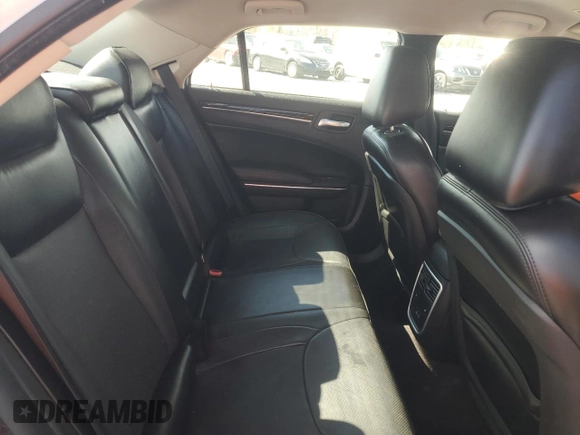 2018 Chrysler 300 Limited z VIN 2C3CCAEG7JH159373, wystawiony jako Copart lot #50395285 z przebiegiem 113 309 mil mil oraz Szkoda całkowita • Salvage title. Historia ofert i sprzedaży dostępna na DreamBid. Obrazek 11.