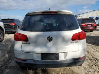 2013 Volkswagen Tiguan SE with VIN WVGAV3AX9DW575926, listed as a Copart auction lot 85048984 with 117,986 mi miles and Clean title. Bid and sale history available at DreamBid. Image 6.