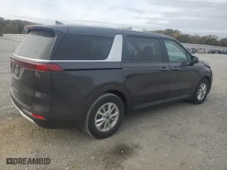 2024 Kia Carnival LX with VIN KNDNB4H31R6403369, listed as a Copart auction lot 79284344 with 17,928 mi miles and Salvage Title. Bid and sale history available at carsss.com. Image 3.