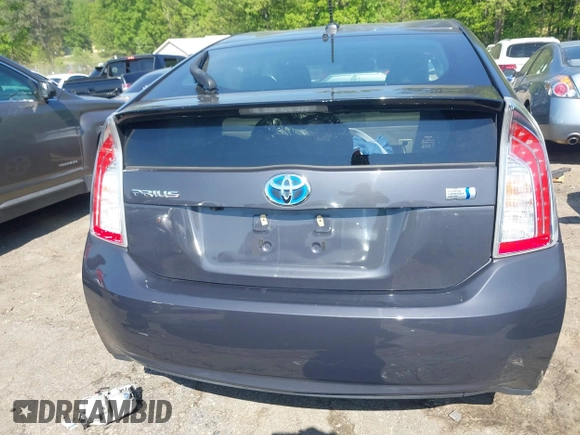 2015 Toyota Prius Four with VIN JTDKN3DU0F0435747, listed as a IAAI auction lot 42063503 with 85,932 mi miles. Bid and sale history available at carsss.com. Image 16.