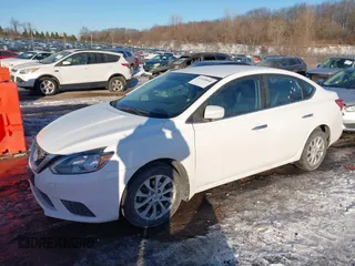 2018 Nissan Sentra SV with VIN 3N1AB7AP8JL627605, listed as a IAAI auction lot 41628858 with 97,248 mi miles. Bid and sale history available at carsss.com. Image 17.