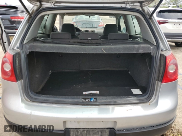 2008 Volkswagen Rabbit S z VIN WVWBA71K18W013427, wystawiony jako Copart lot #55589675 z przebiegiem 137 070 mil mil oraz Szkody całkowita. Historia ofert i sprzedaży dostępna na DreamBid. Obrazek 6.