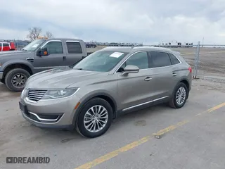 2016 Lincoln MKX Select with VIN 2LMTJ8KR9GBL57397, listed as a IAAI auction lot 42104585 with 286,562 mi miles. Bid and sale history available at carsss.com. Image 2.